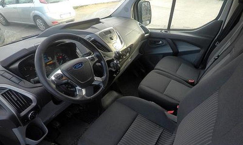 Ford Tourneo Custom ...