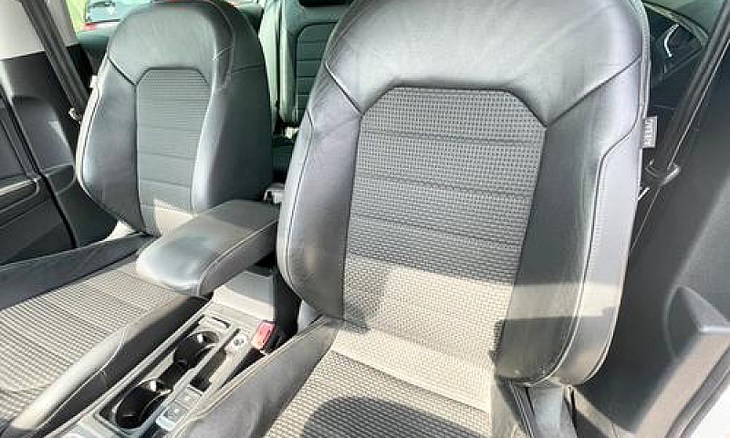 Volkswagen Golf 2.0 ...