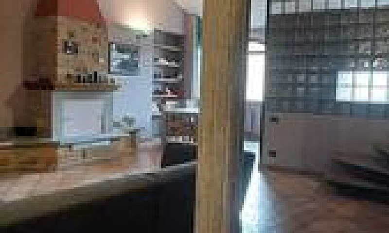 Appartamento A Ascia...