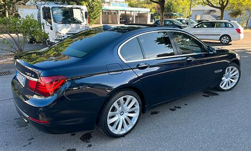 Bmw Serie 730...