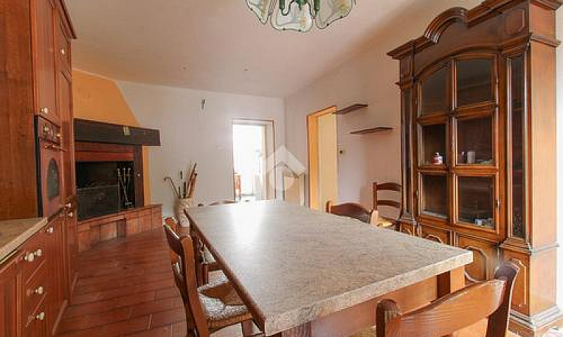 5 Locali A Villanuov...