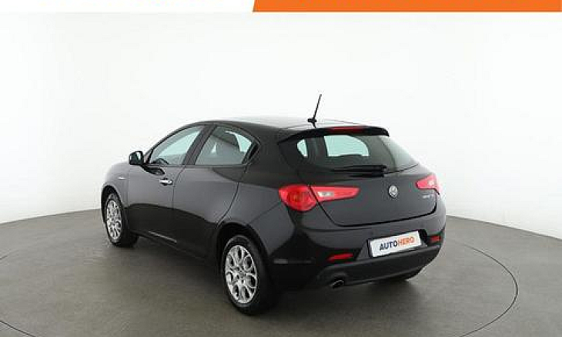 Alfa Romeo Giulietta...