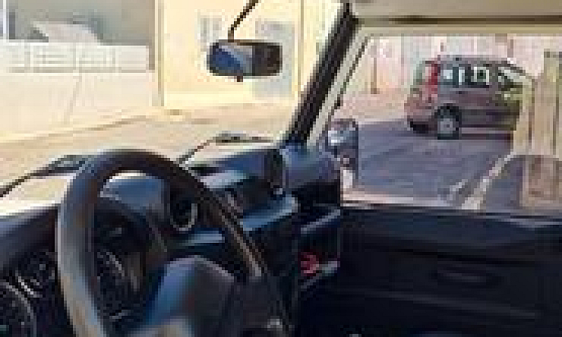 Land Rover Defender ...