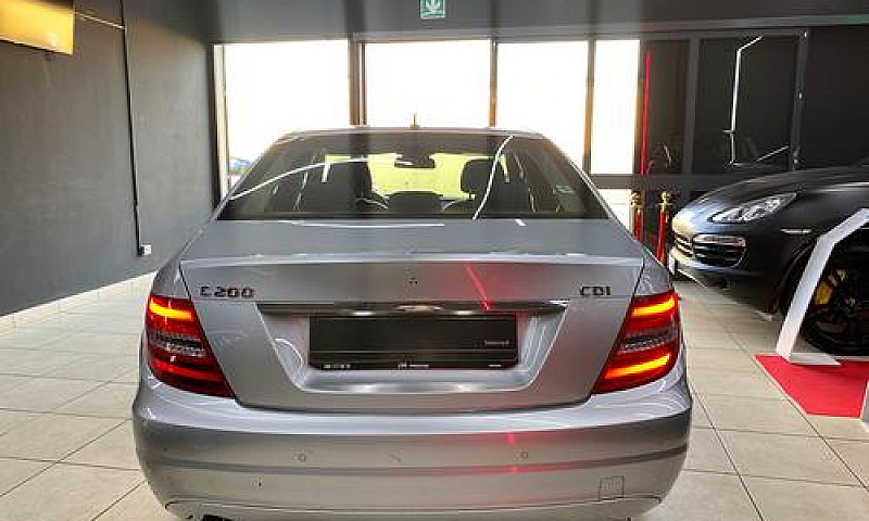 Mercedes-Benz C 200 ...