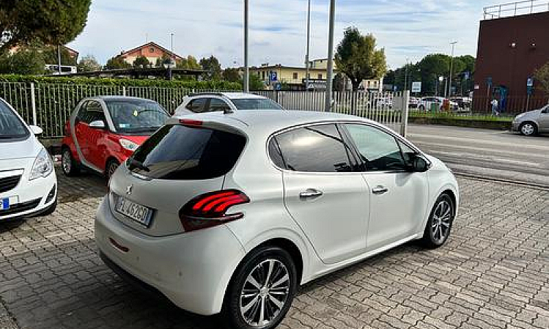 Peugeot 208 Bianco O...