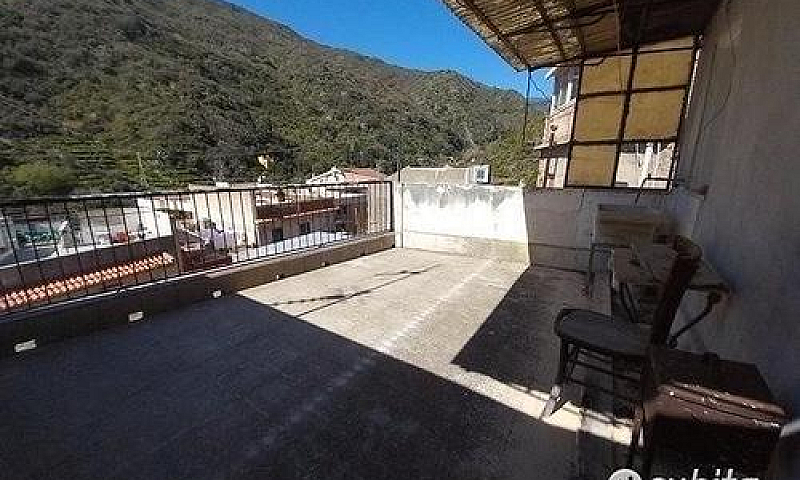 Casa Indipendente Su...