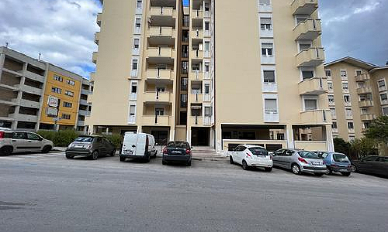 Appartamento Arredat...