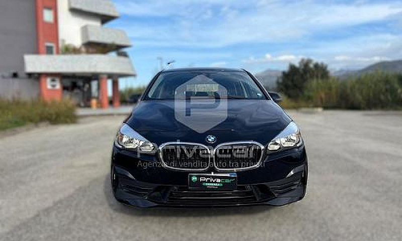 Bmw 218D Active Tour...