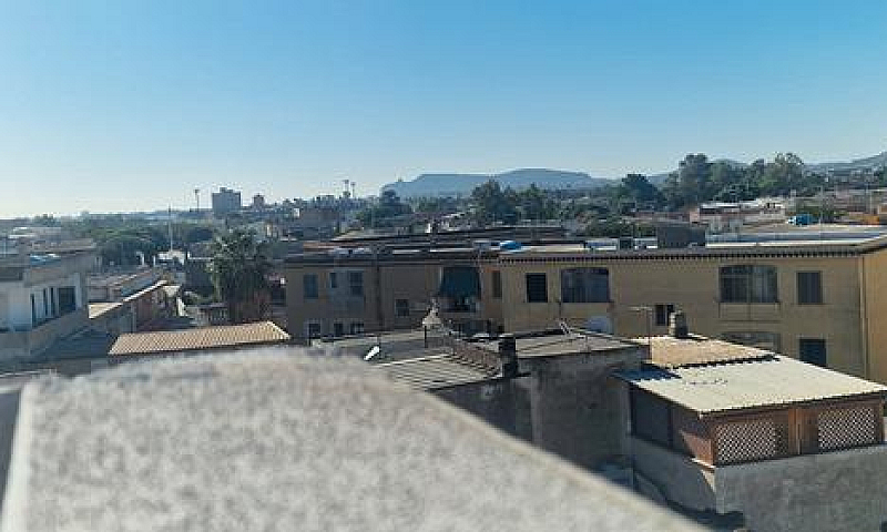 Attico Con Terrazza ...