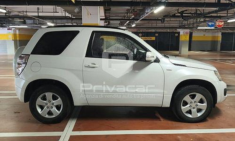 Suzuki Grand Vitara ...