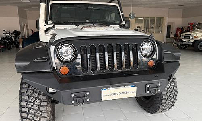 Jeep Wrangler Unlimi...