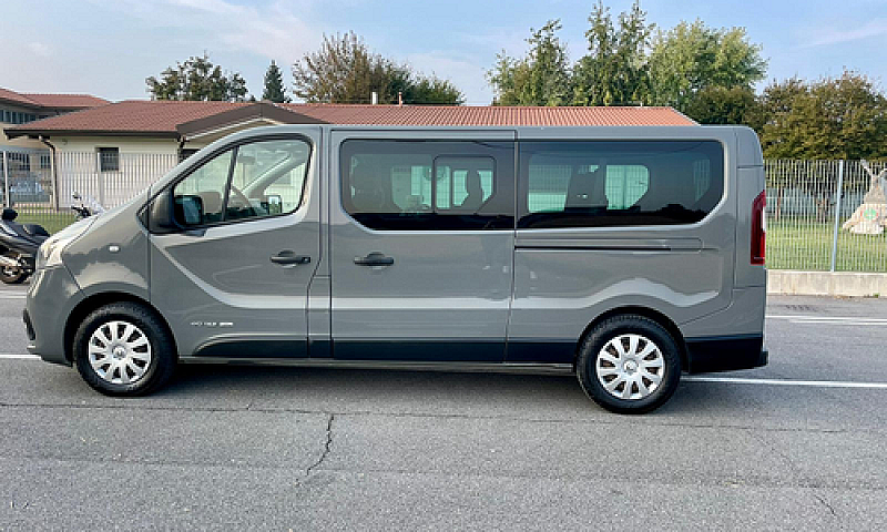 Renault Trafic 9 Pos...