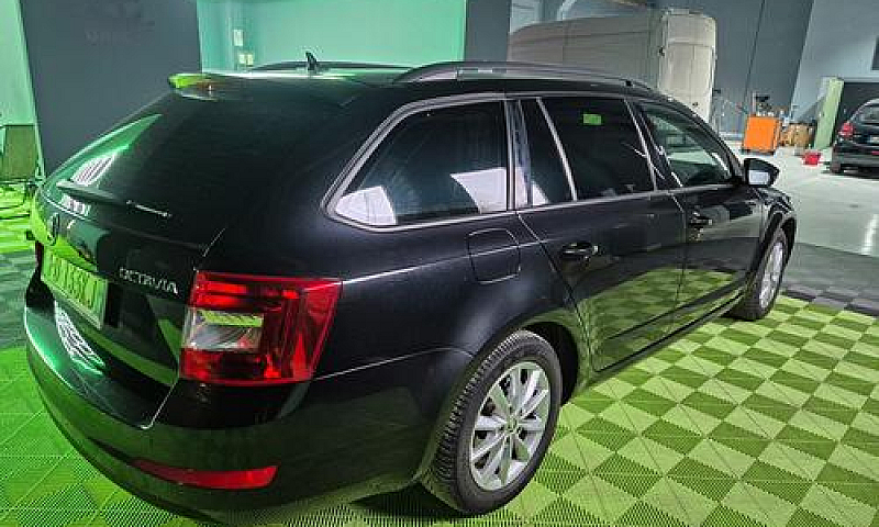Skoda Octavia 1.6 Td...