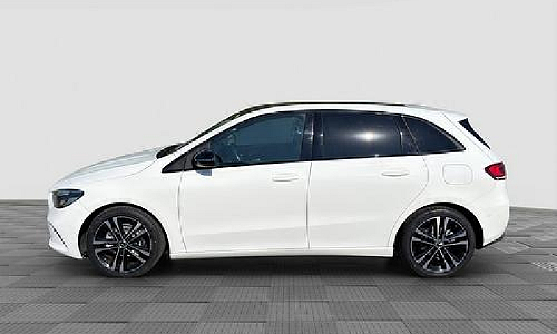 Mercedes-Benz Cla Ss...