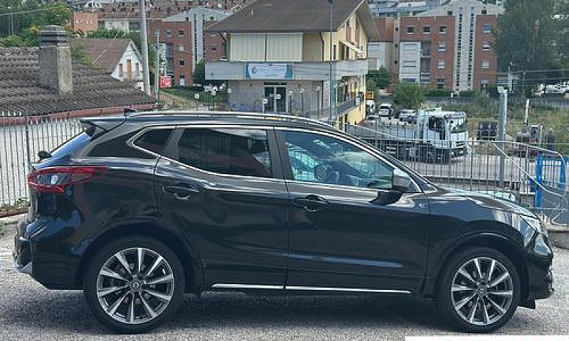Nissan Qashqai 1.5 D...