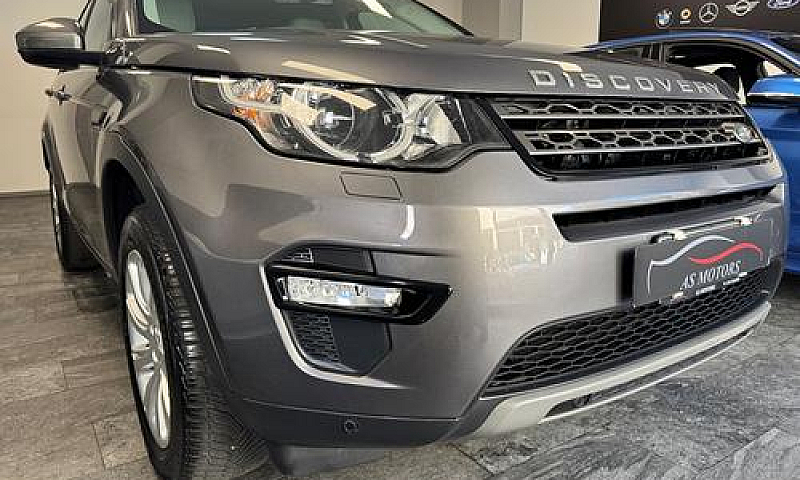 Land Rover Discovery...