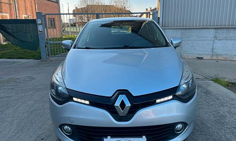 Renault Clio 1.5 Dci...