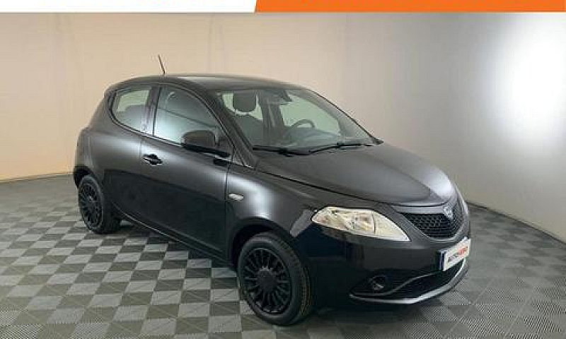 Lancia Ypsilon Xu266...