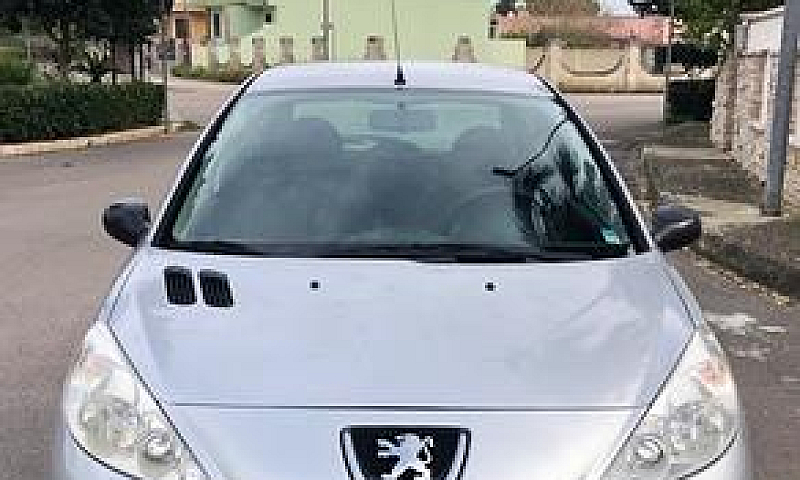 Peugeot 206 Plus 1.1...