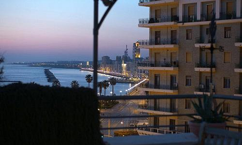 Palazzo - Bari...