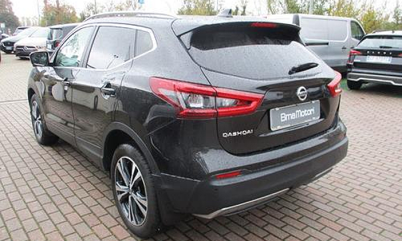 Nissan Qashqai 1.5 D...