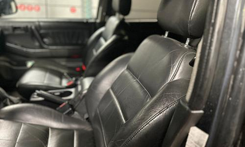 Opel Frontera 2.2Die...