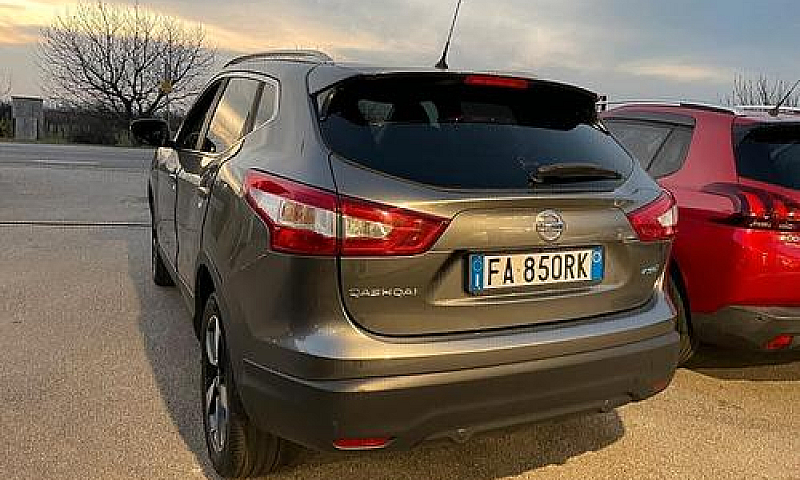Nissan Qashqai 1.5 D...