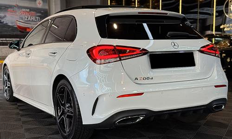 Mercedes-Benz A 200 ...