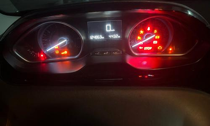 Peugeot 208 Puretech...