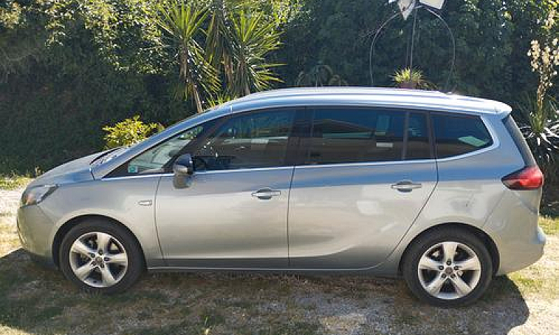 Opel Zafira - 2013...