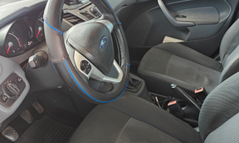 Ford Fiesta 5P 1.2 1...