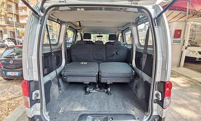 Nissan Evalia Nv 200...