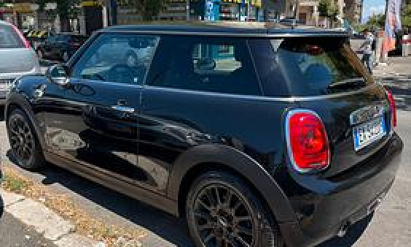 Mini Cooper D 1.5 11...