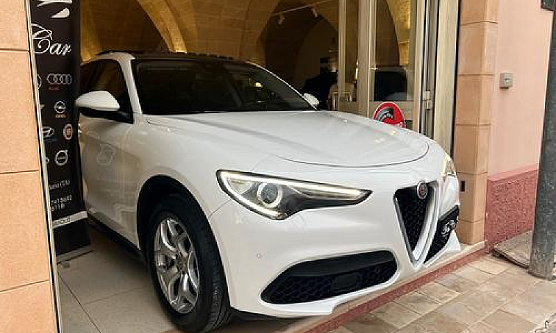 Alfa Romeo Stelvio 2...