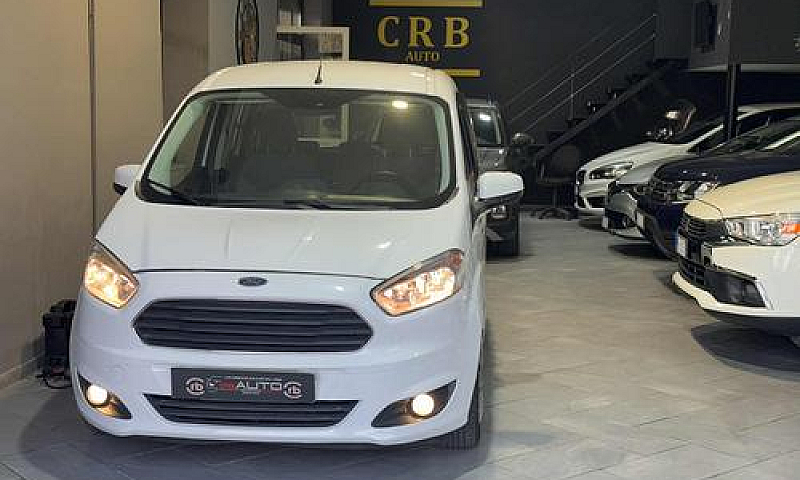 Ford Tourneo Courier...