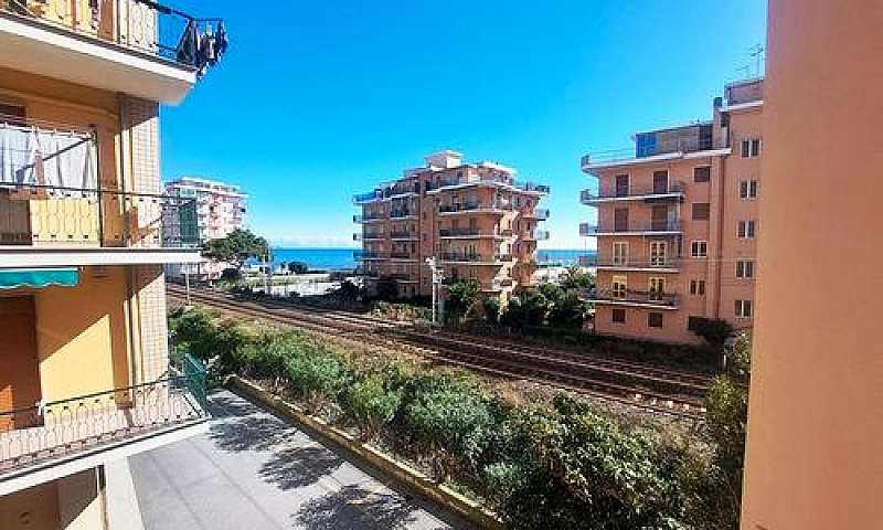 100 Metri Mare Zona ...