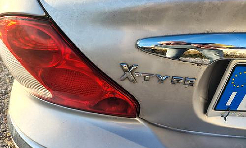 Jaguar X-Type 3.0 V6...