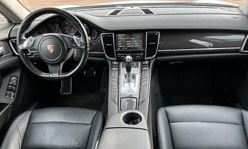 Panamera 300 Cv...