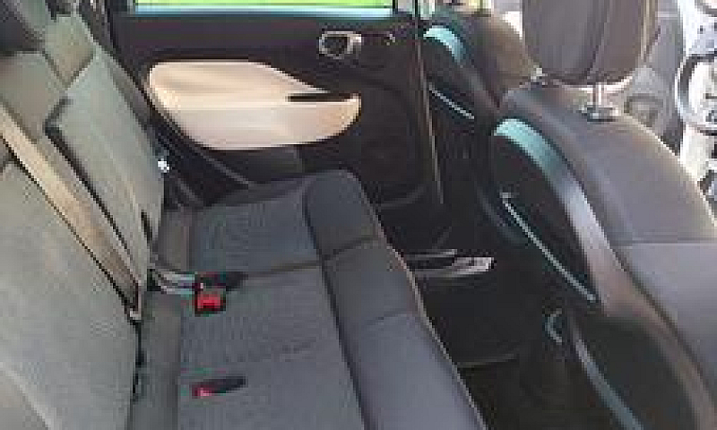 Fiat 500L...