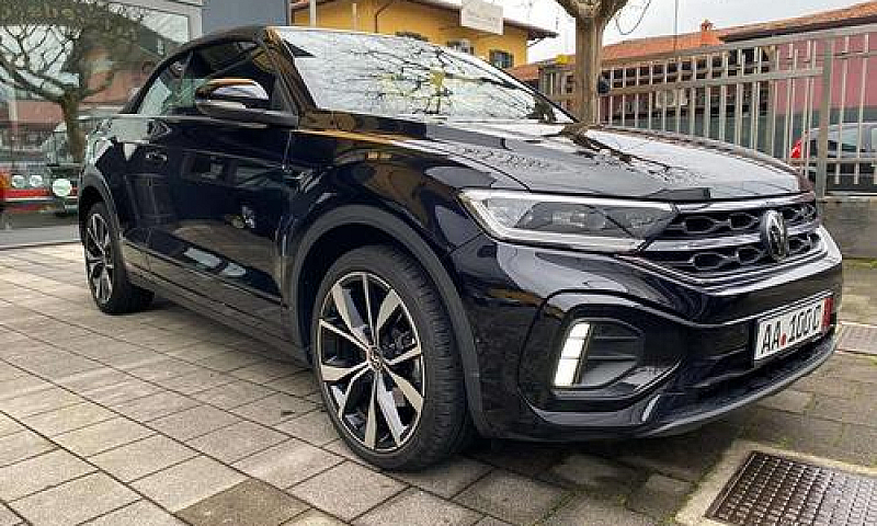 Volkswagen T-Roc Cab...