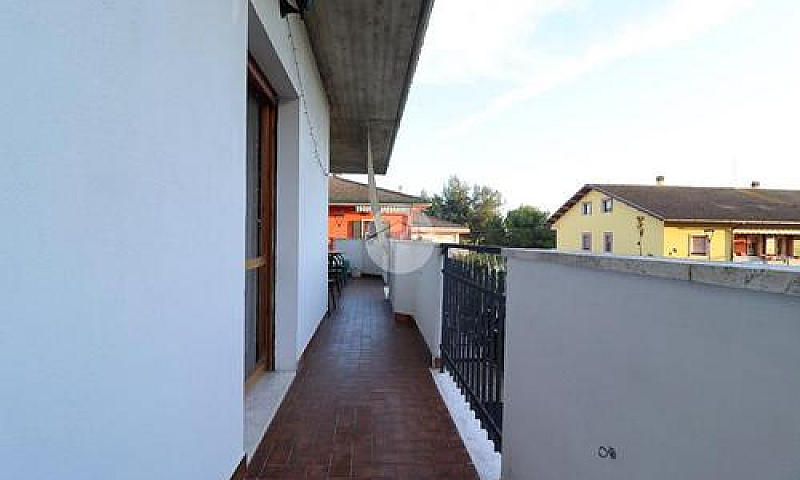 4 Locali A Silvi...