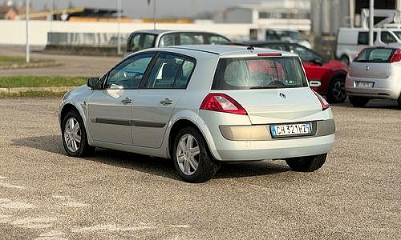 Renault Megane 1.5 D...