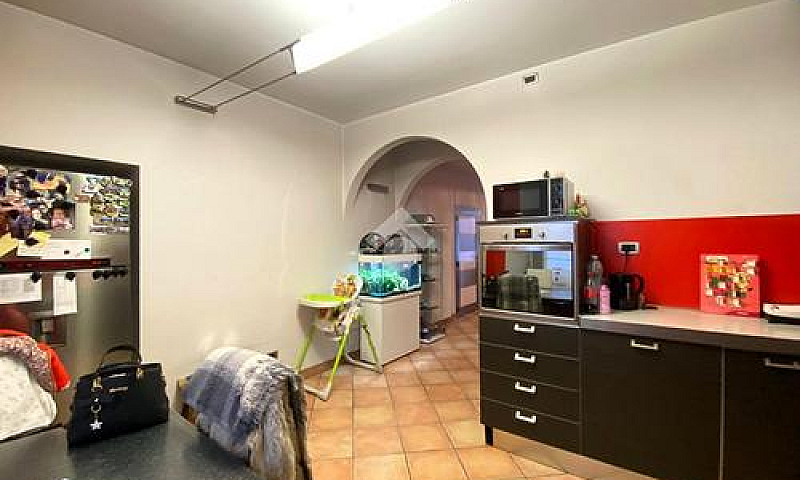 4 Locali A Berzo Inf...