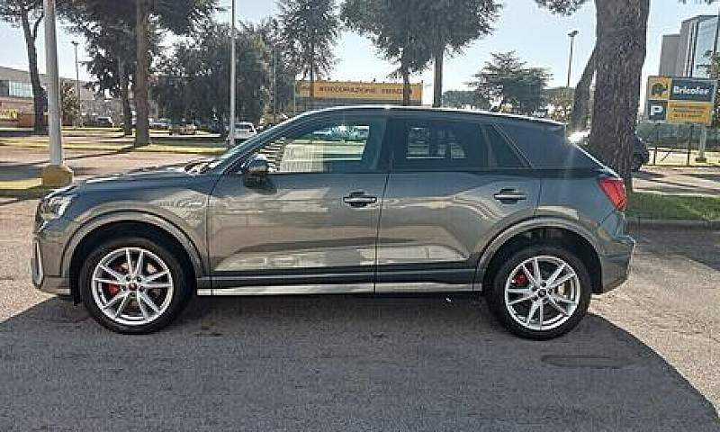 Q2 35 2.0 Tdi S Line...