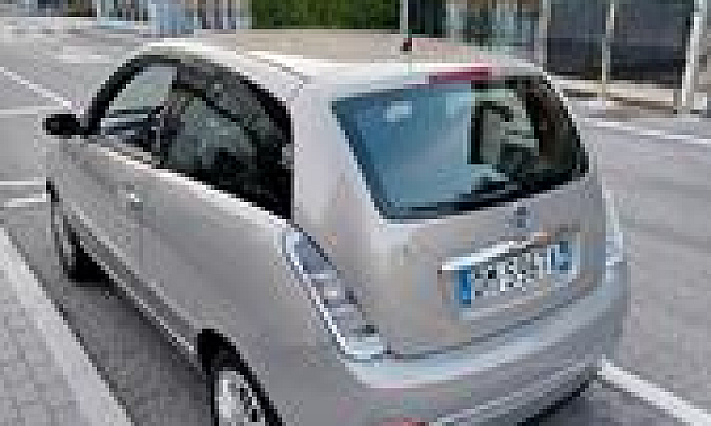 Lancia Ypsilon ...