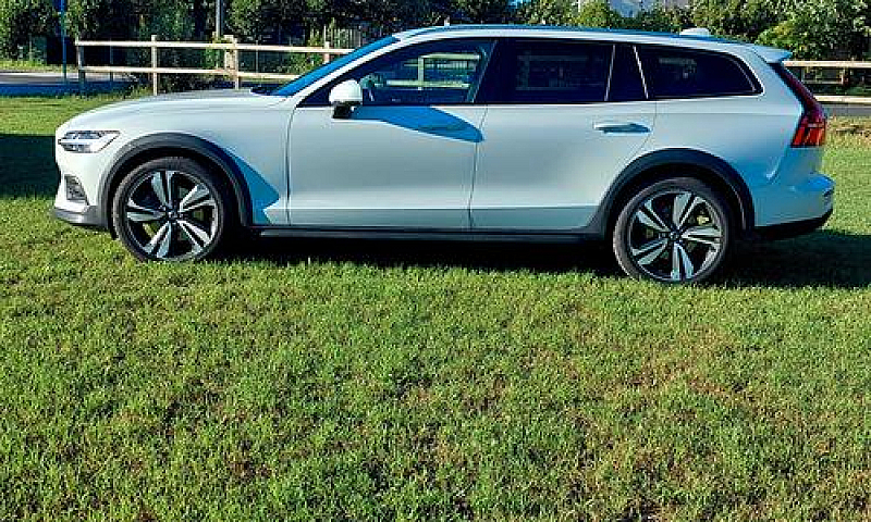 Volvo V60 Cross Coun...