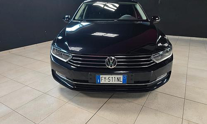 Volkswagen Passat Va...