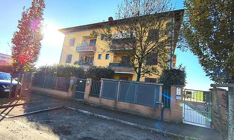 Appartamento Su 2 Li...