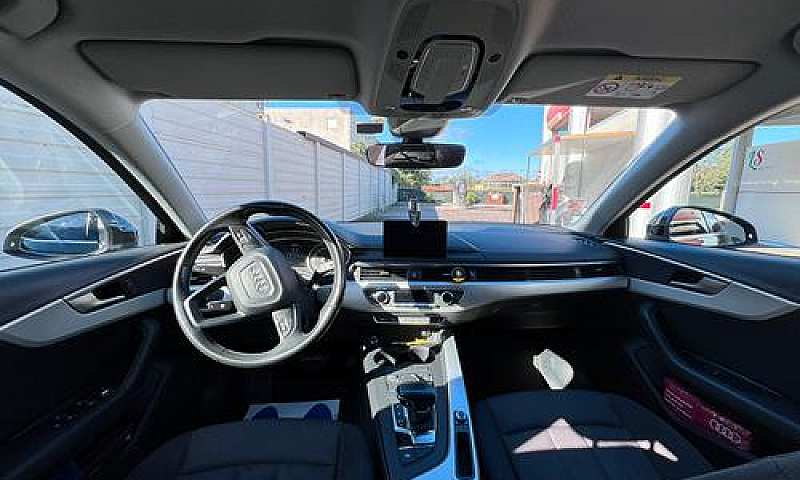 Audi A 4 Avant Stron...