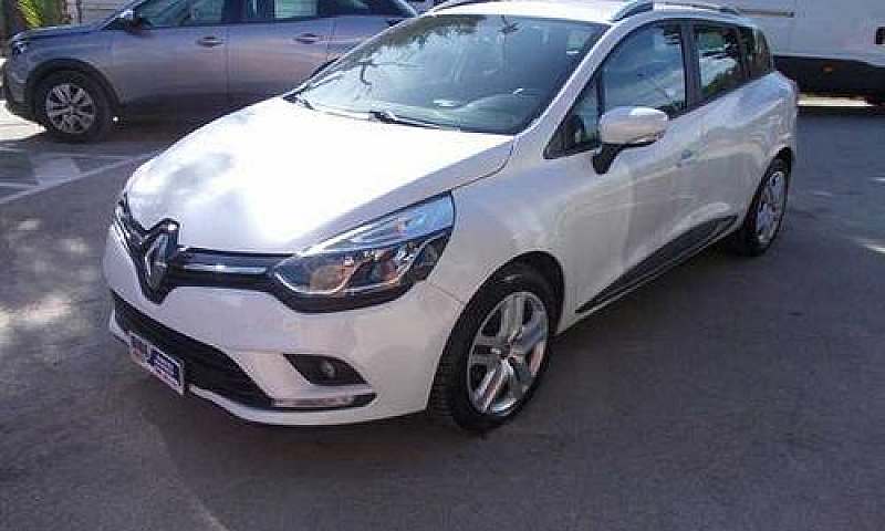Renault Clio Sporter...